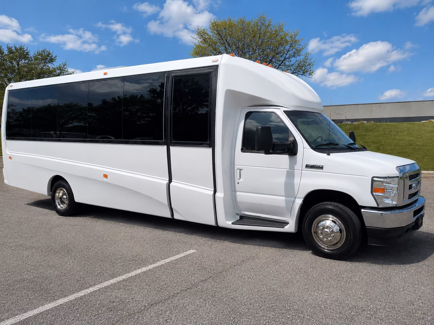 it s easy to find the right bus for golf course venues riverside venues and everything in between