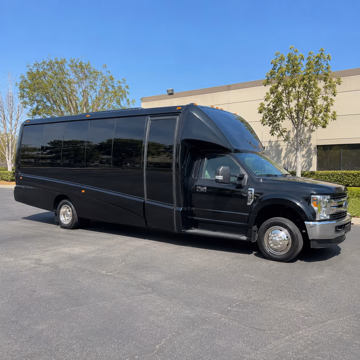 poughkeepsie prom bus rentals in poughkeepsie