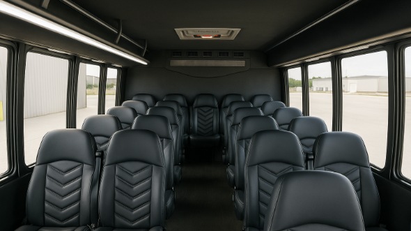elmira 28 passenger minibus