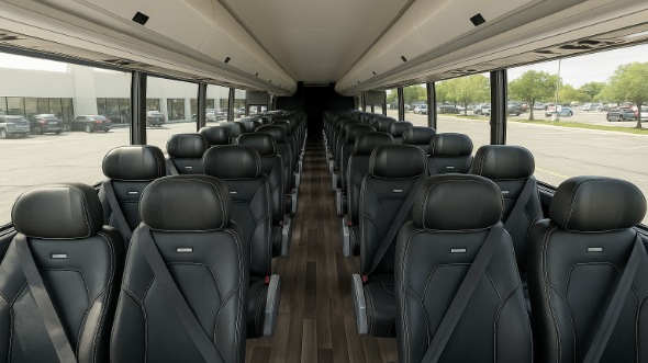 rochester 28 passenger minibus